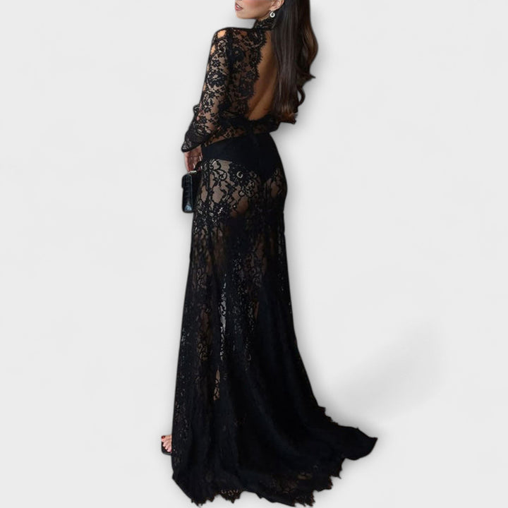 Azalea - Maxi šaty s dlouhým rukávem, průhlednými výřezy a elastickým materiálem v barvě půlnoční elegance