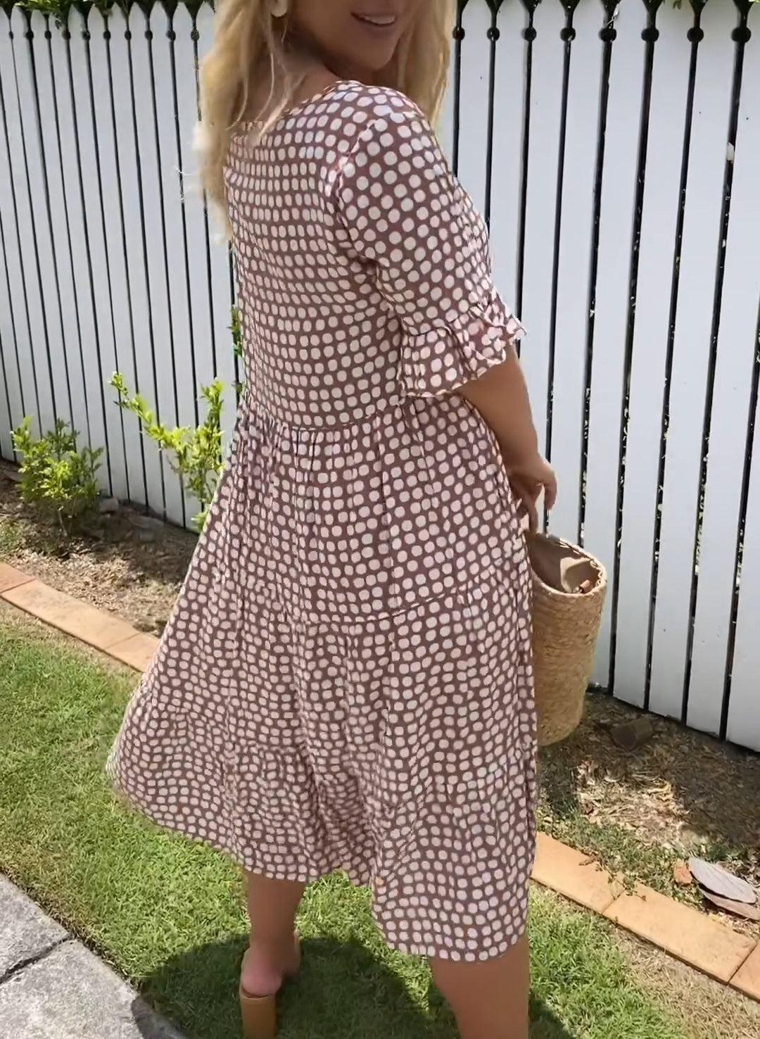 Zora | Vestido Midi de Manga Curta Sable