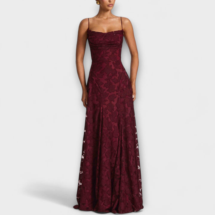 Kairi - Abito Lungo Elegante in Pizzo Floreale con Spalline Sottili