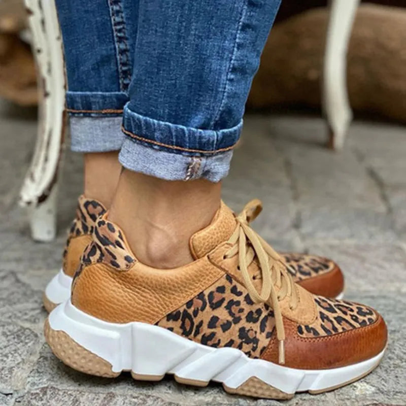 Alexa | Scarpe audaci basse con stampa animalier e soletta ammortizzata