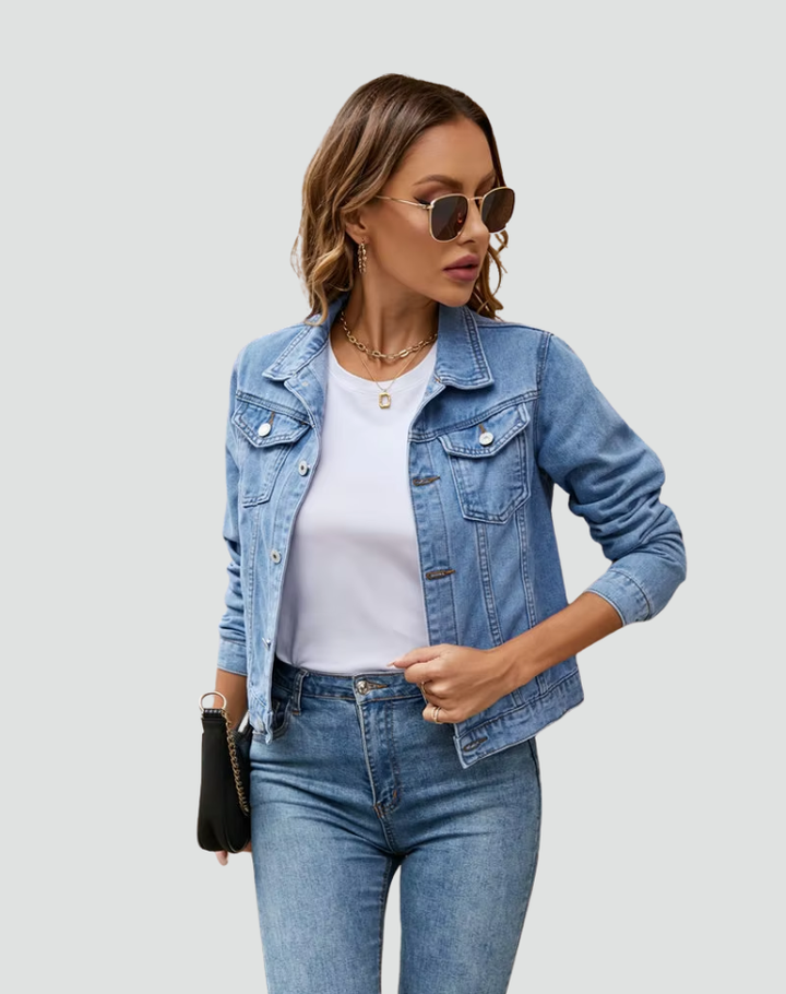 Robyn | Giacca classica in denim con chiusura a bottoni e pratiche tasche
