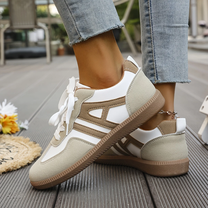 Louise | Zapatillas deportivas cómodas de horma ancha, con forma estructurada y tacto suave