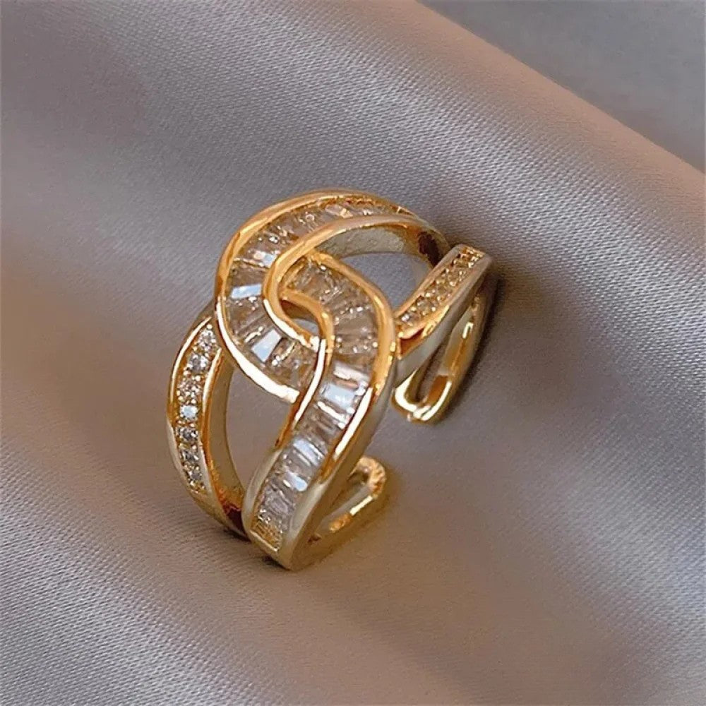 Bague élégante à nœud