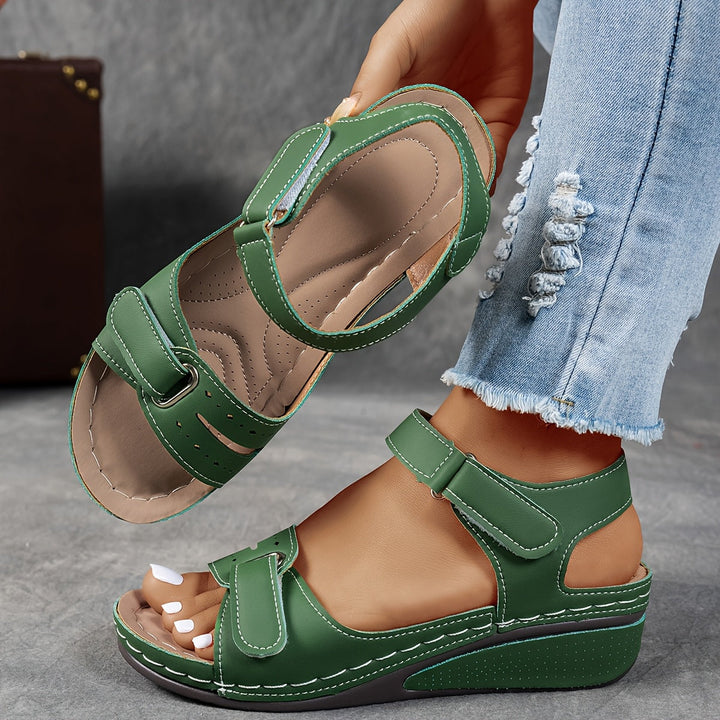 Célima | Trendige Orthopädische Sandalen
