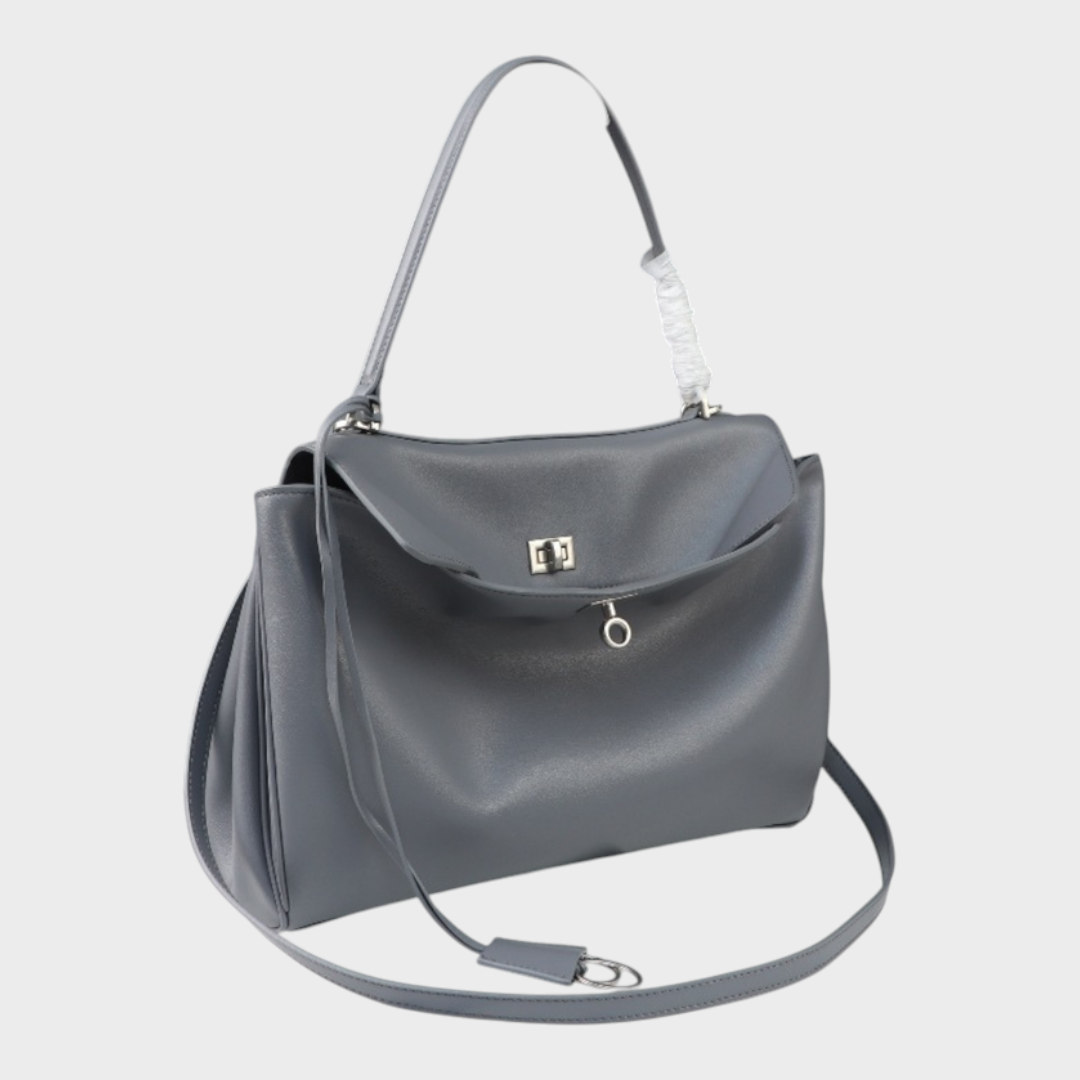 Amandine | Bolsa de ombro com estrutura suave, aba magnética e alça ajustável