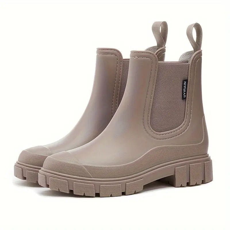 Edith | Botas Chelsea práticas de calçar com material repelente à água
