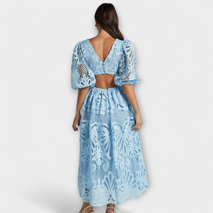 Elegantes Kleid mit zarten Details