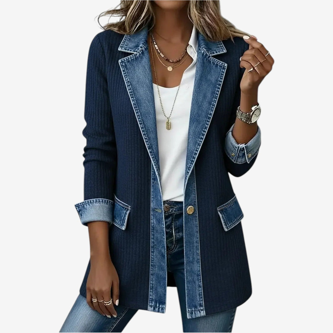 Giacca casual da donna in denim lavorato a maglia con inserti patchwork, bottoni e strati esterni