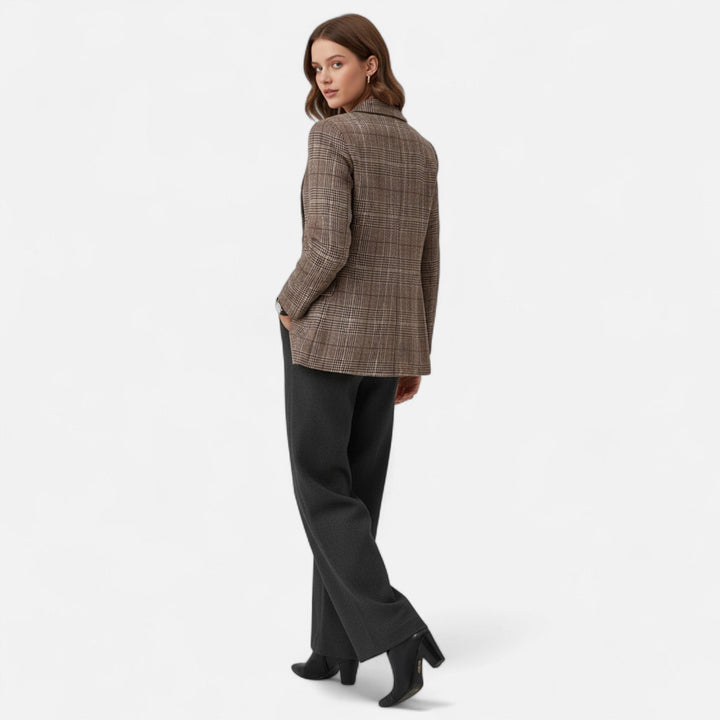 Delphine | Eleganter Damenblazer mit taillierter Passform und Karomuster