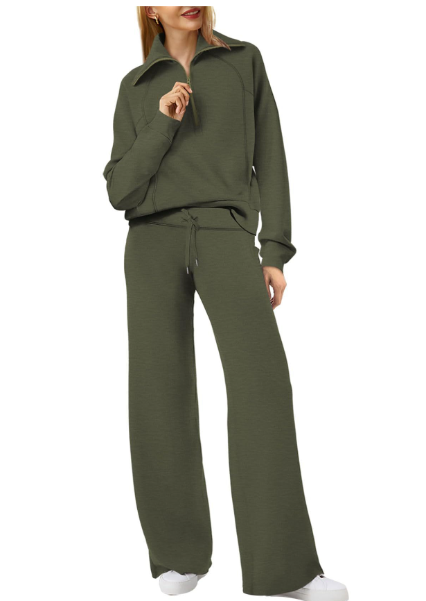 Tatiana | Relaxed Two-Piece Jogging Set with Half-Zip Collar and Wide-Leg Pants