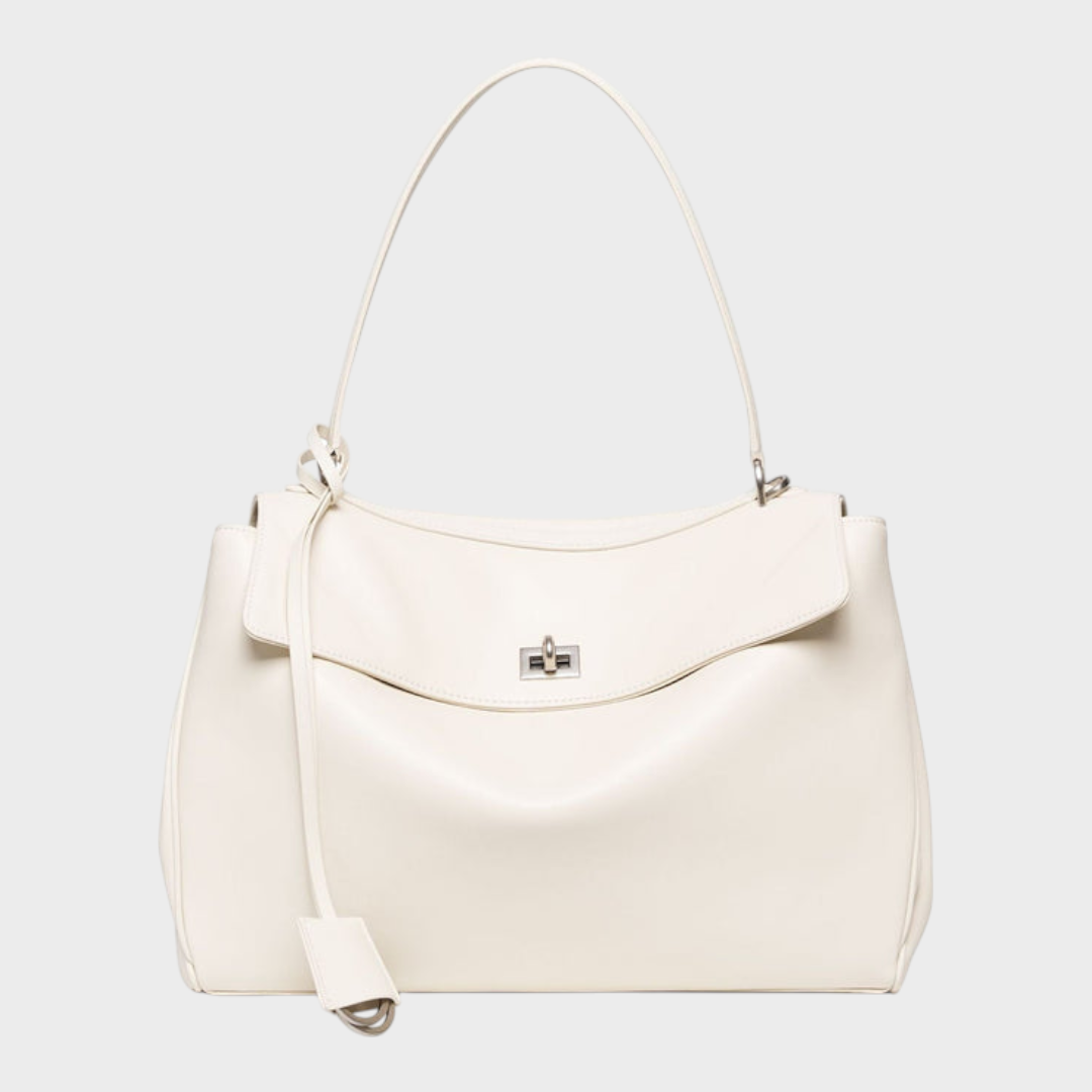 Amandine | Bolsa de ombro com estrutura suave, aba magnética e alça ajustável