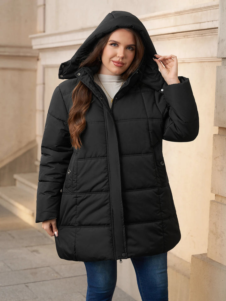 Manteau matelassé isolant Donatella avec capuche amovible et fermeture zippée