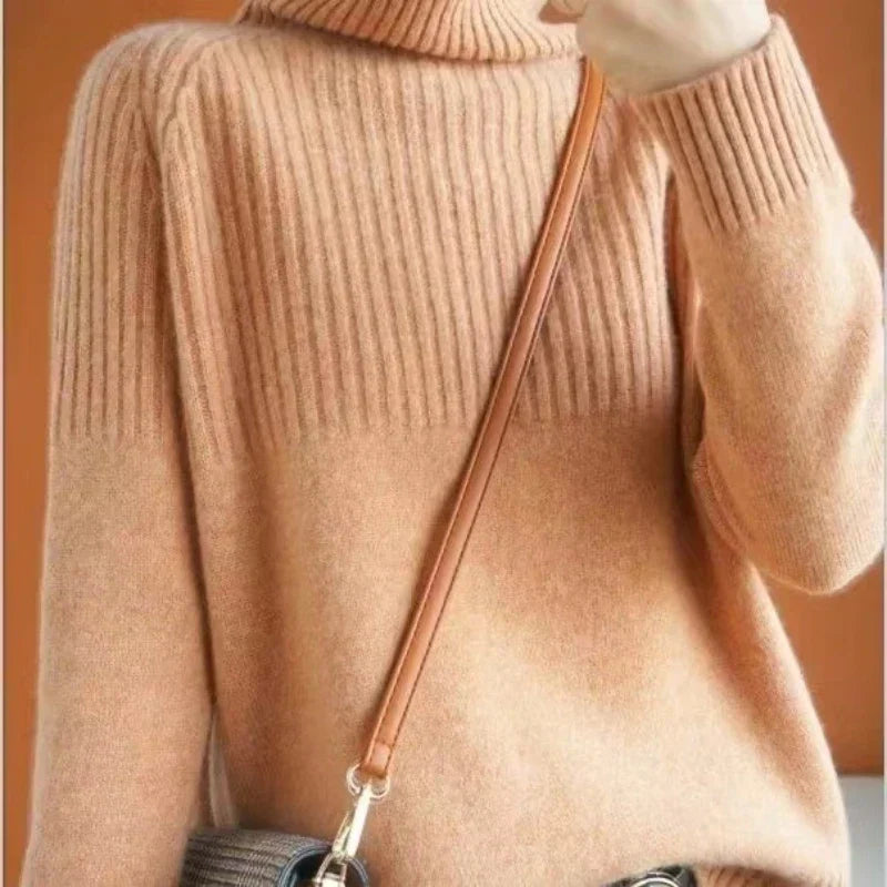 Hattie | Refined Women's Turtleneck Sweater with Ribbed Details and Relaxed Fit