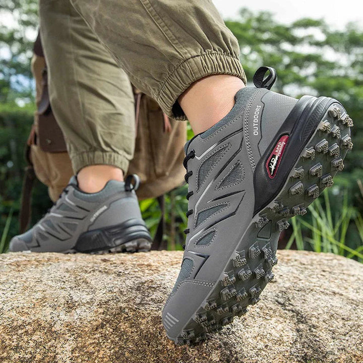 Rowen | Scarpe da trekking per ogni terreno con tomaia impermeabile e suola esterna ad alta trazione