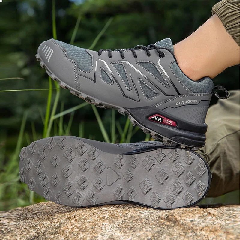 Rowen | Scarpe da trekking per ogni terreno con tomaia impermeabile e suola esterna ad alta trazione