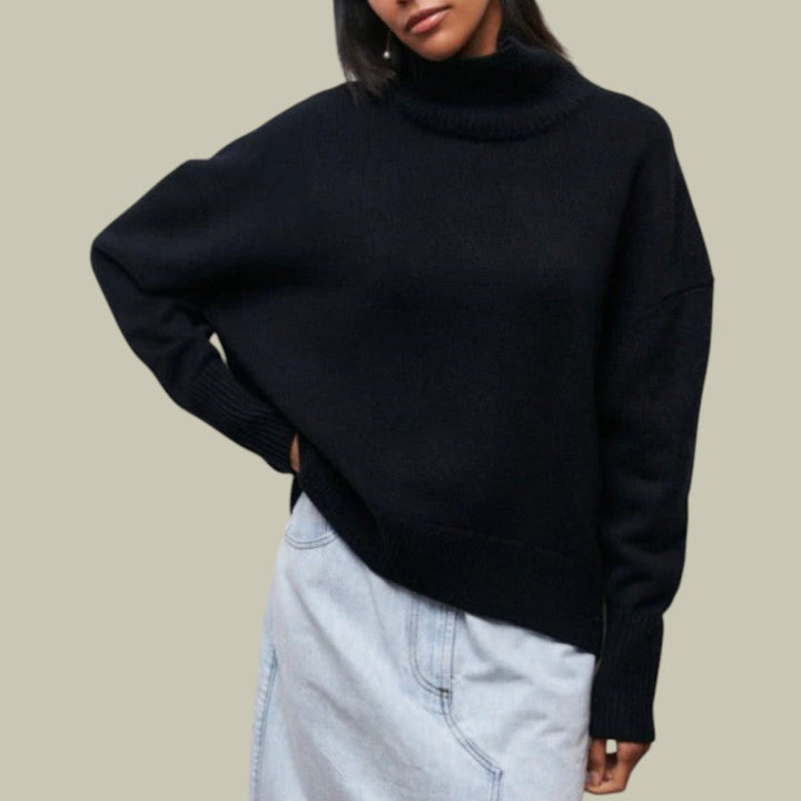 Clorinda | Relaxed Loose-Fit Sweater with Turtleneck Collar and Versatile Style