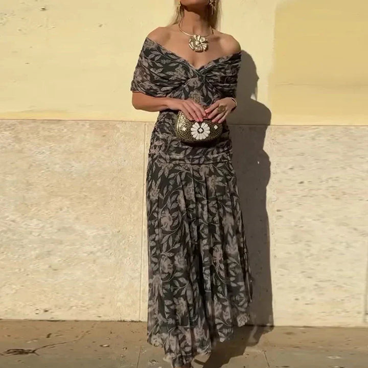 Hayden Laluna® | Elegant Dress With V-Neckline