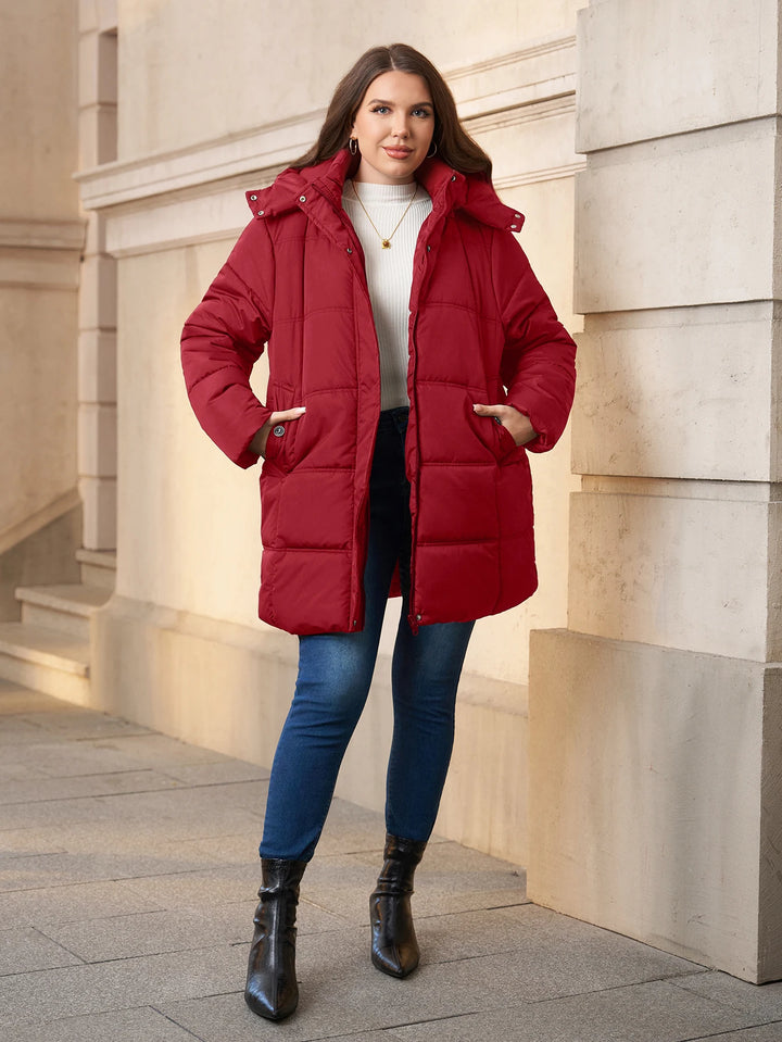 Manteau matelassé isolant Donatella avec capuche amovible et fermeture zippée