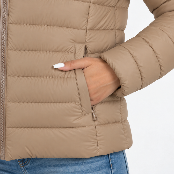 Vienne | Veste matelassée pour femme, facile à porter, avec fermeture zippée et coupe ajustée