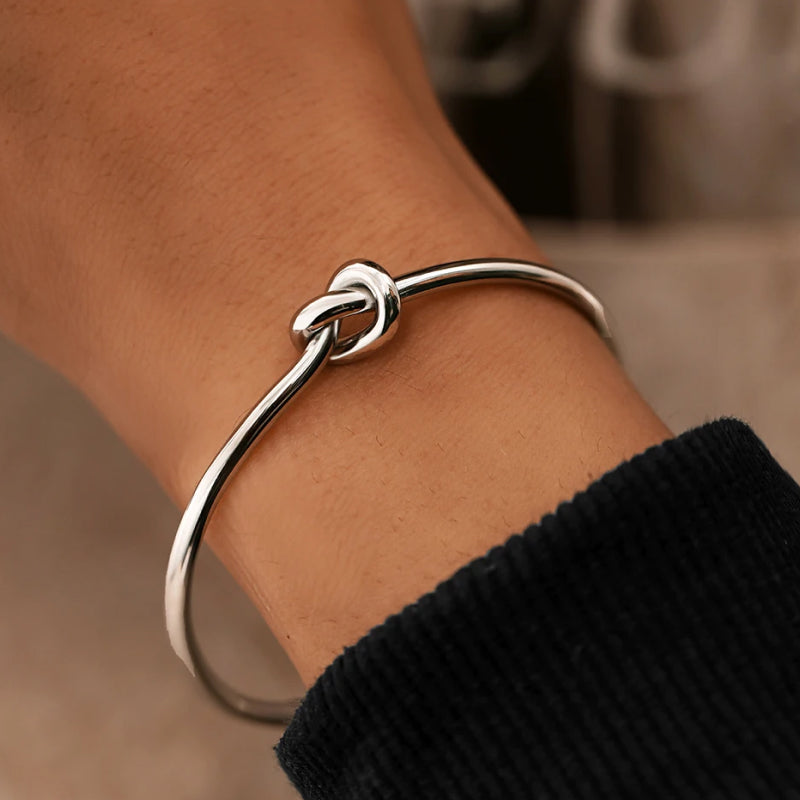 Pulseira Vintage Ajustável com Nó