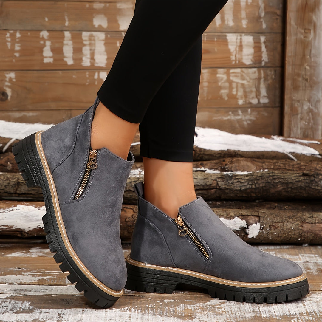 Marisabel | Robuste Stiefeletten mit seitlichem Reißverschluss und gepolsterten Einlegesohlen