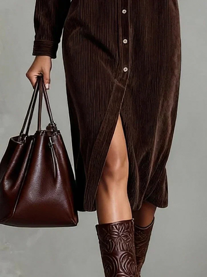 Aurovia - Vestido Elegante com Barra Evasê