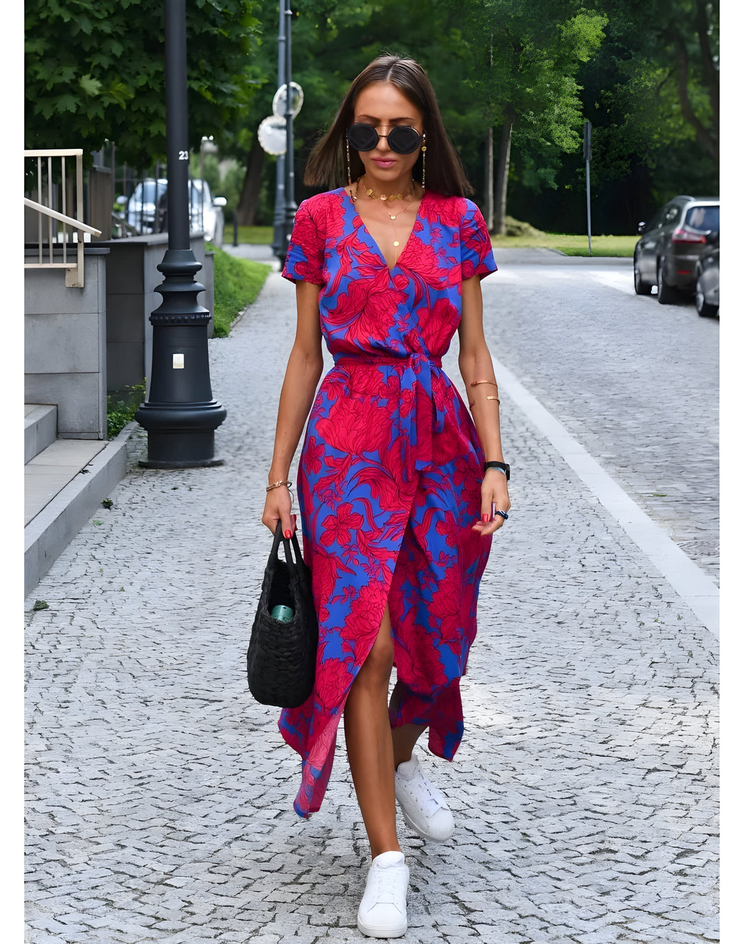 Delaney | Vestido Envelope Estiloso com Estampa Floral