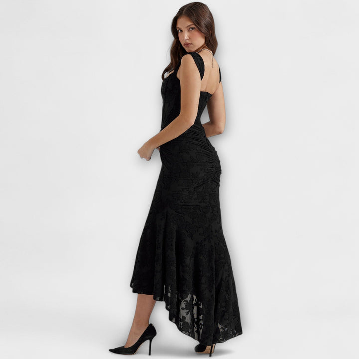 Renske - Vestido Longo com Corpete Elegante e Refinado