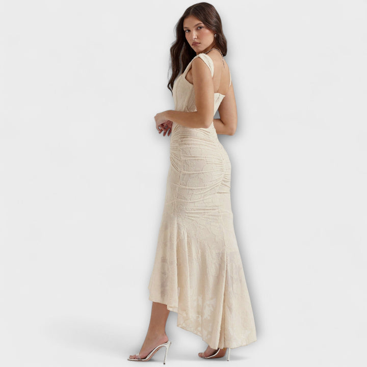 Renske - Vestido Longo com Corpete Elegante e Refinado