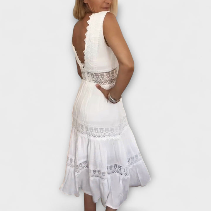Aurélie - Elegantes Spitzenkleid mit V-Ausschnitt