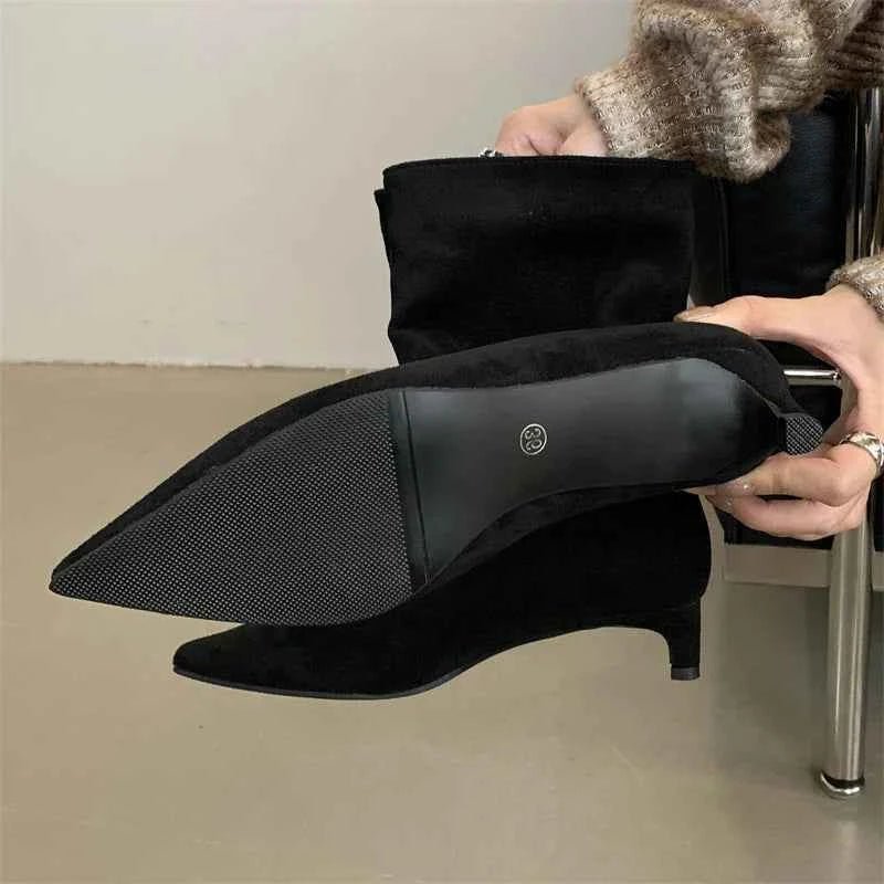 Rosalie | Elegante Damenstiefeletten mit schmalem Absatz und knöchelhohem Design