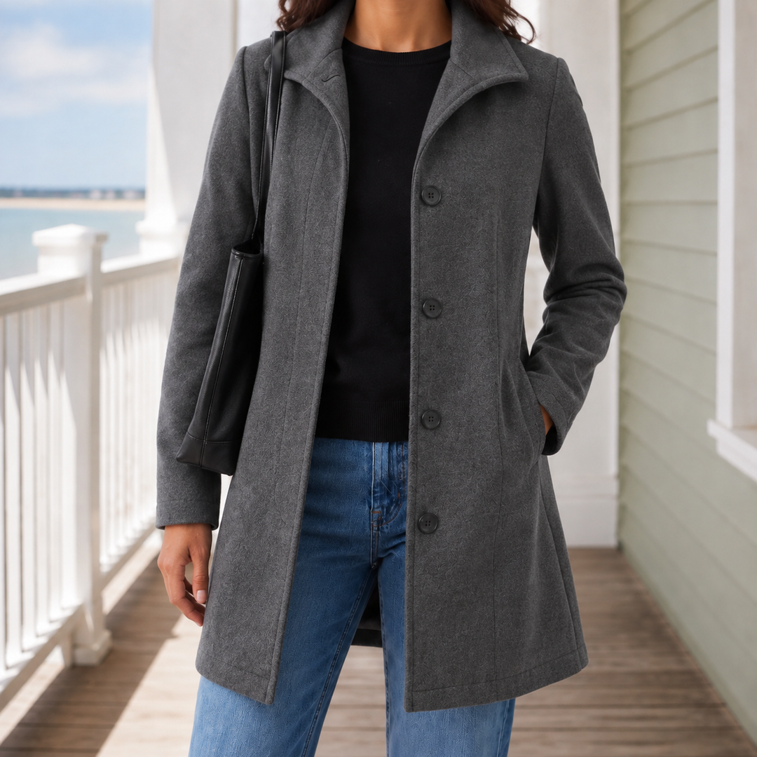 Raelynn | Tailored Women’s Wool Coat with Notched Collar and Single Breasted Front
