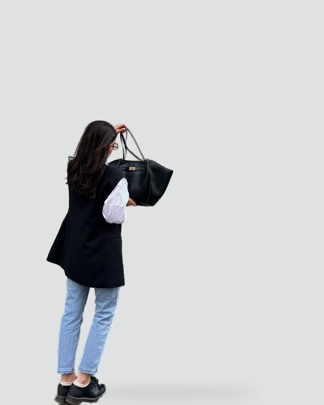 Ines | Bolsa shopper minimalista com linhas elegantes e design espaçoso
