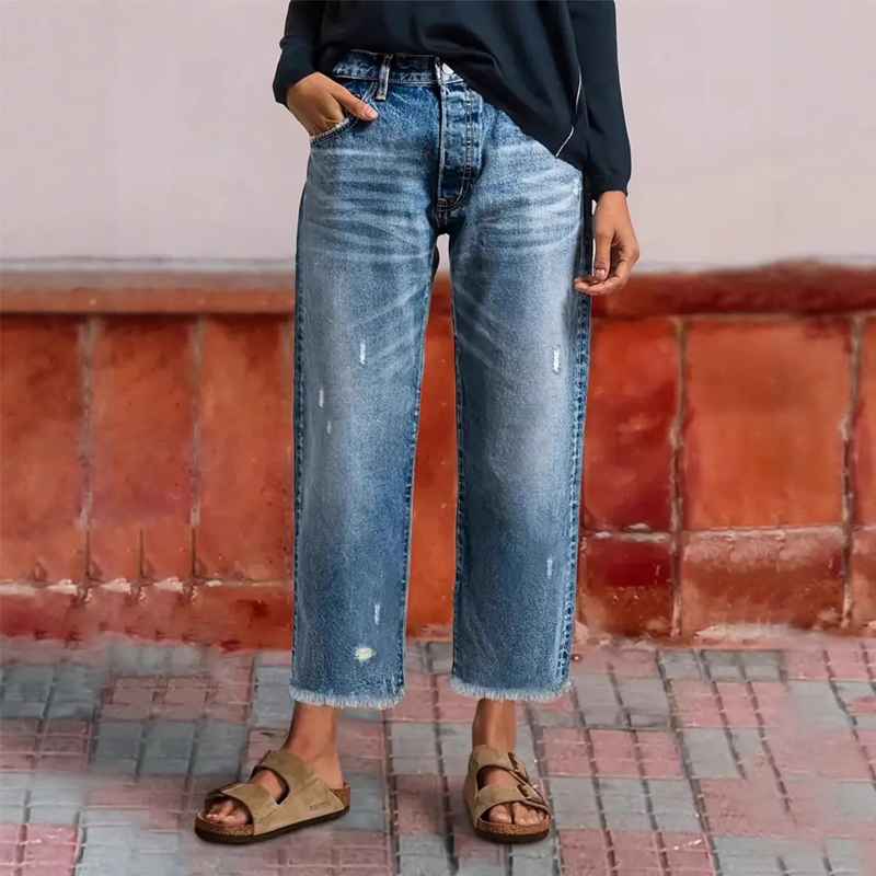 Marnie | Jeans nostalgici da donna cropped a gamba dritta, dalla vestibilità strutturata e dallo stile versatile