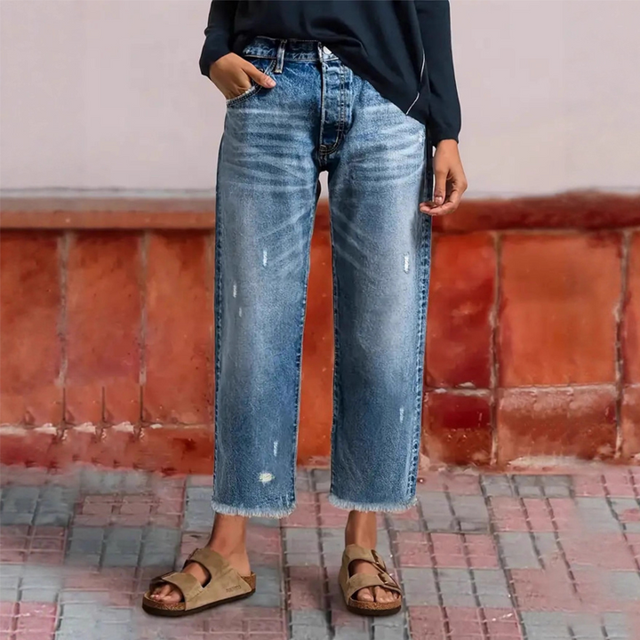 Marnie | Jeans nostalgici da donna cropped a gamba dritta, dalla vestibilità strutturata e dallo stile versatile
