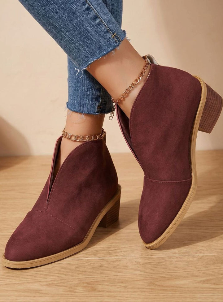 Elke | Botas elegantes de cano curto com bico fino e salto bloco