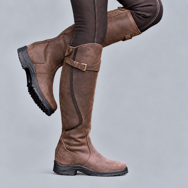 Ember | Bottes de randonnée ergonomiques en cuir avec bride à boucle réglable et semelle robuste